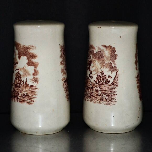 Vintage Alfred Meakin Fair Winds Salt And Pepper Shakers Nautical Patriotic - Picture 2 of 8